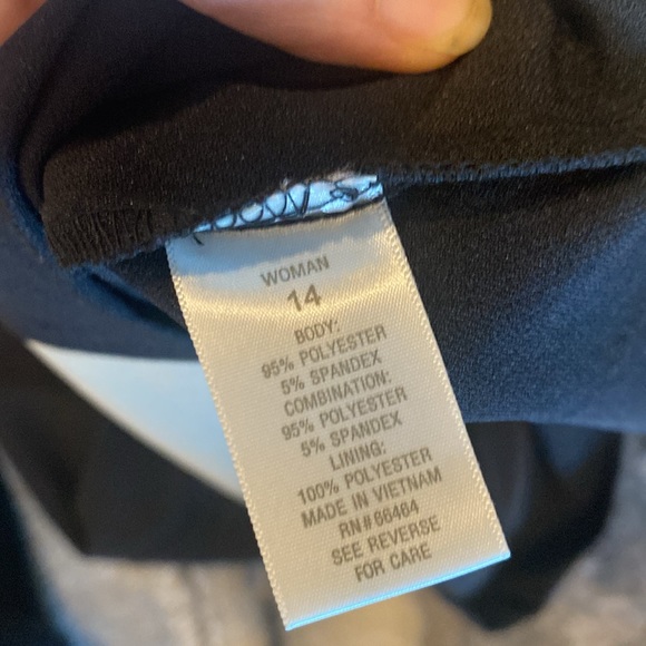 NWT Dress Barn Career-wear black white and Beige slimming color block dress  14 - Picture 10 of 10